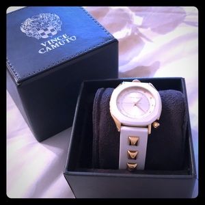 Vince Camuto ladies watch!! Very good condition!!
